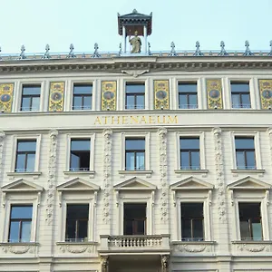 Vandrerhjem Maverick Athenaeum, Budapest